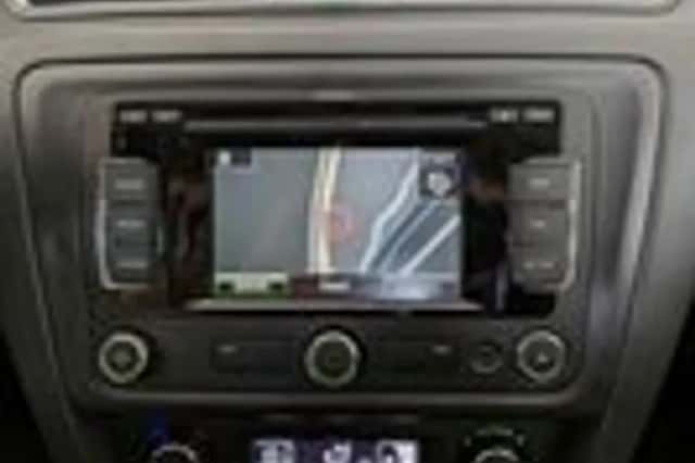Škoda Rapid (2013) thumbnail 16
