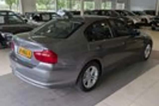BMW 3-Serie (2010) thumbnail 4