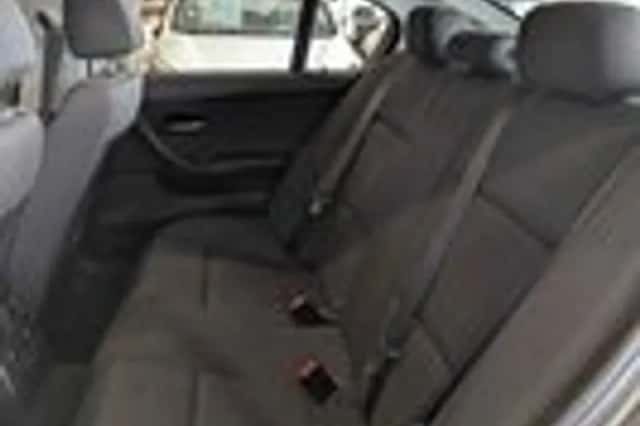 BMW 3-Serie (2010) thumbnail 7