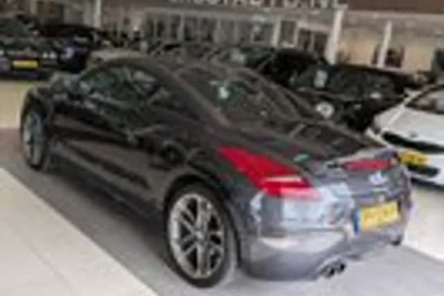 Peugeot RCZ (2013) thumbnail 3