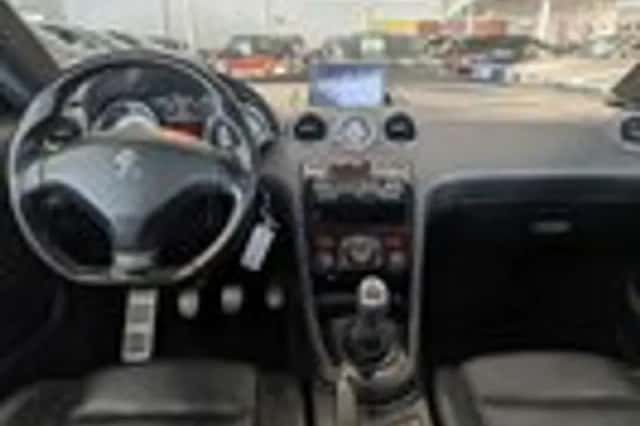 Peugeot RCZ (2013) thumbnail 8