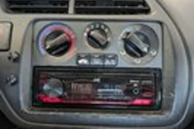 Honda Accord (2000) thumbnail 11