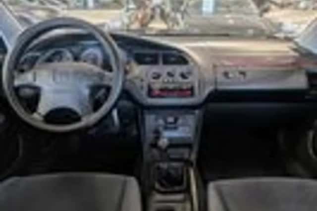 Honda Accord (2000) thumbnail 8