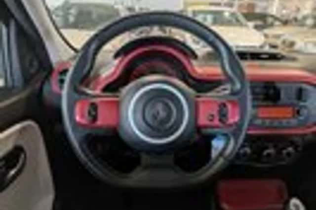Renault Twingo (2014) thumbnail 10
