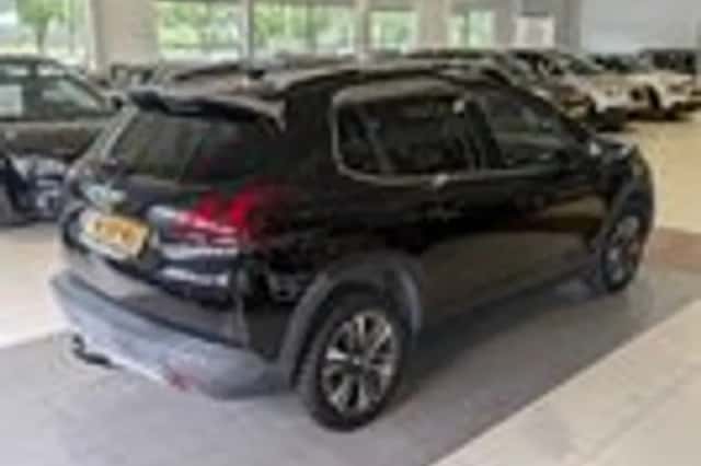 Peugeot 2008 (2016) thumbnail 4