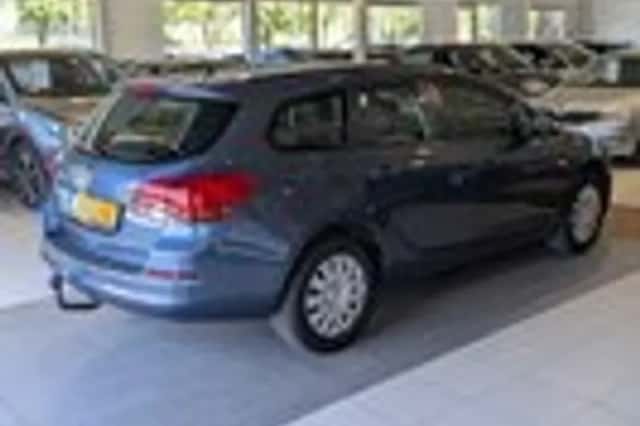 Opel Astra (2013) thumbnail 4