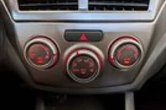 Subaru Impreza (2008) thumbnail 16