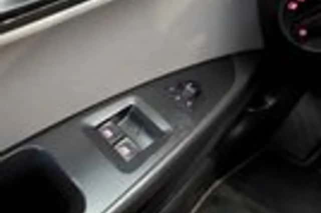 SEAT Leon (2014) thumbnail 17