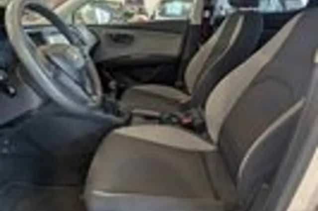 SEAT Leon (2014) thumbnail 6