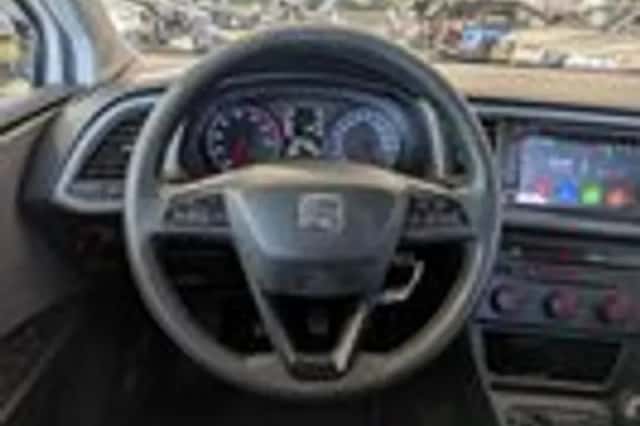 SEAT Leon (2014) thumbnail 9