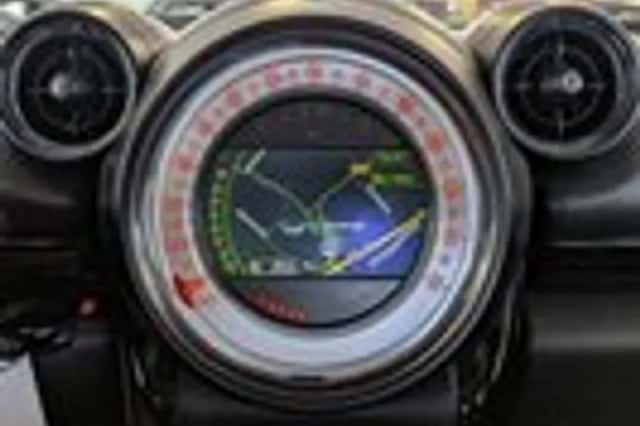 MINI Countryman (2013) thumbnail 17