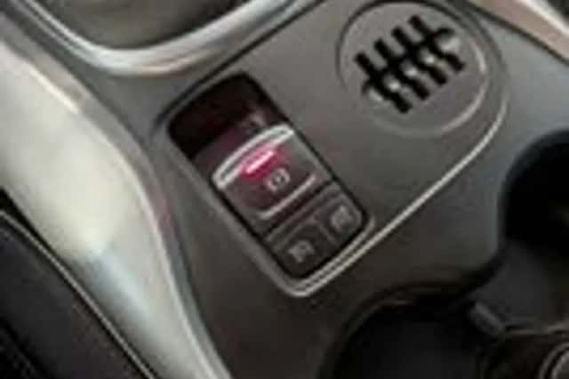 Renault Kadjar (2015) thumbnail 24