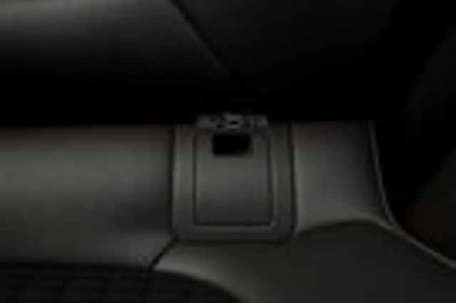 Renault Kadjar (2015) thumbnail 8
