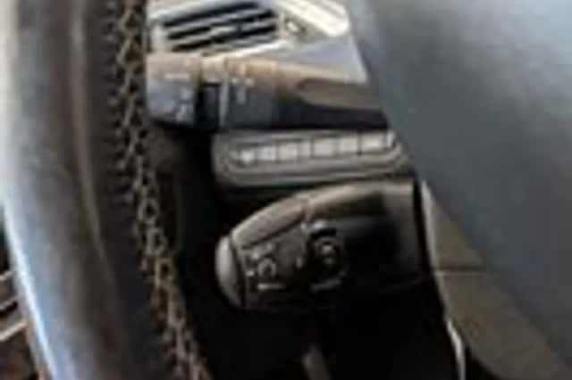 Peugeot 2008 (2013) thumbnail 14