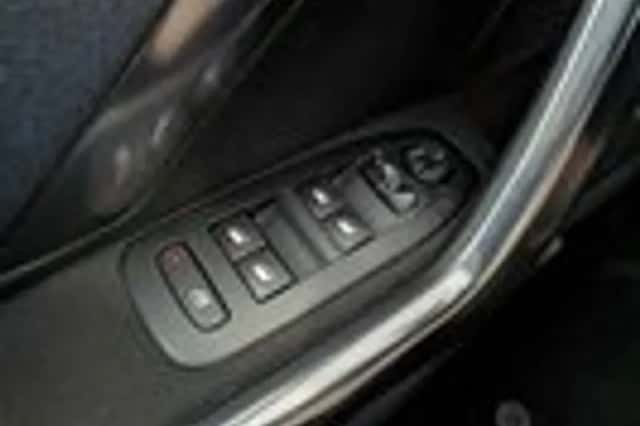 Peugeot 2008 (2013) thumbnail 20