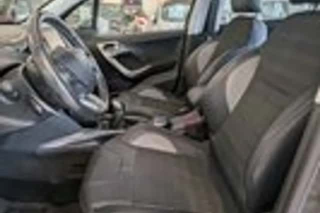 Peugeot 2008 (2013) thumbnail 6