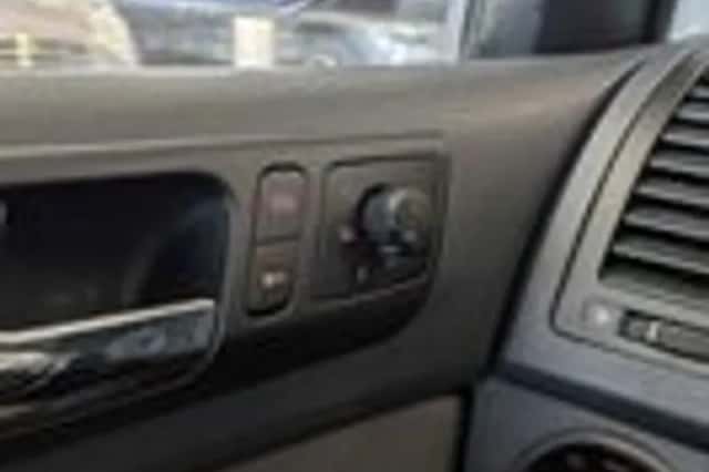 Volkswagen Polo (2005) thumbnail 15
