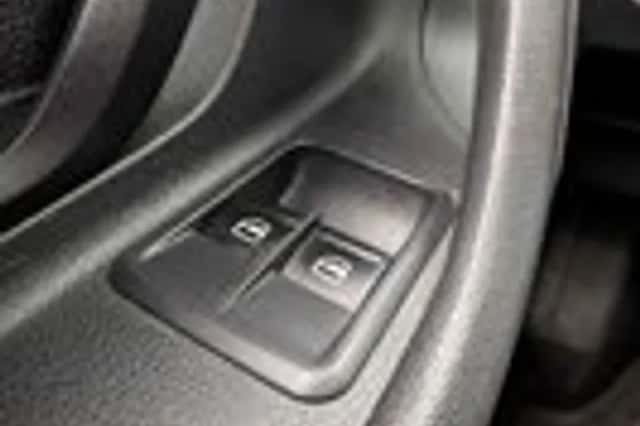 Škoda Fabia (2011) thumbnail 18