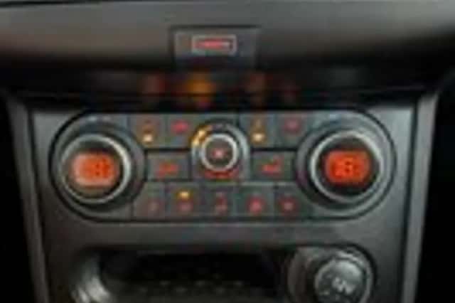 Nissan Qashqai (2013) thumbnail 18