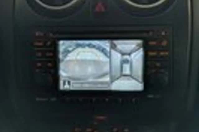 Nissan Qashqai (2013) thumbnail 21