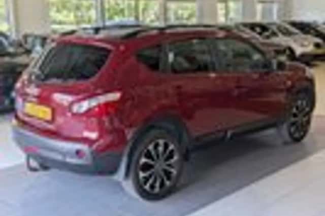 Nissan Qashqai (2013) thumbnail 4