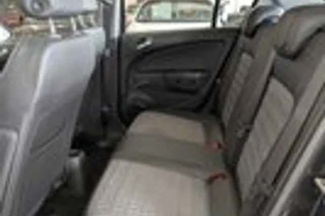 Opel Corsa (2012) thumbnail 7
