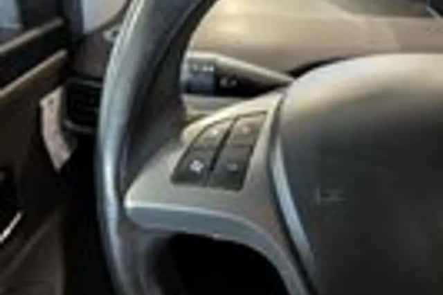 Lancia Ypsilon (2011) thumbnail 12