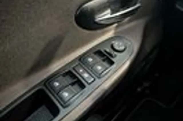 Lancia Ypsilon (2011) thumbnail 18