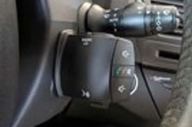 Renault Laguna (2008) thumbnail 16