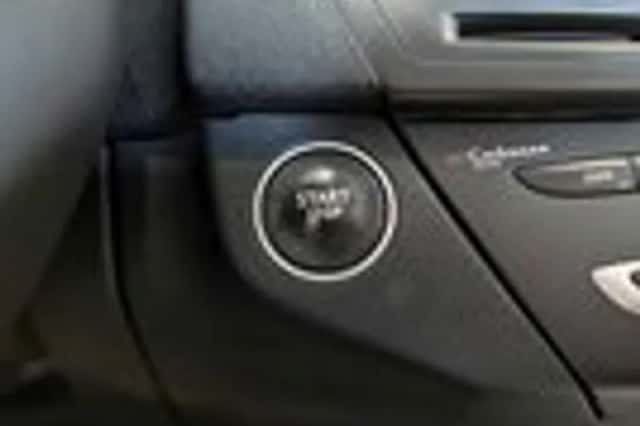 Renault Laguna (2008) thumbnail 23