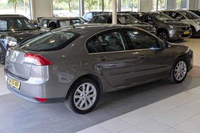 Renault Laguna (2008) thumbnail 4