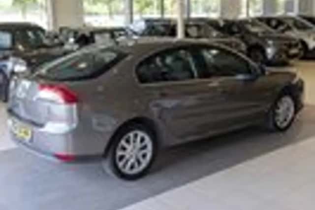Renault Laguna (2008) thumbnail 4