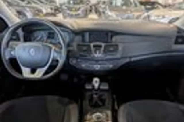 Renault Laguna (2008) thumbnail 9