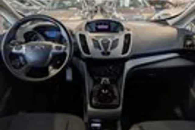 Ford C-Max (2011) thumbnail 9