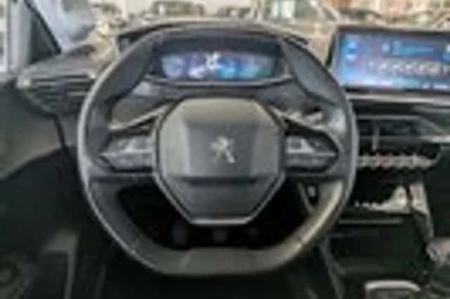 Peugeot 208 (2020) thumbnail 10