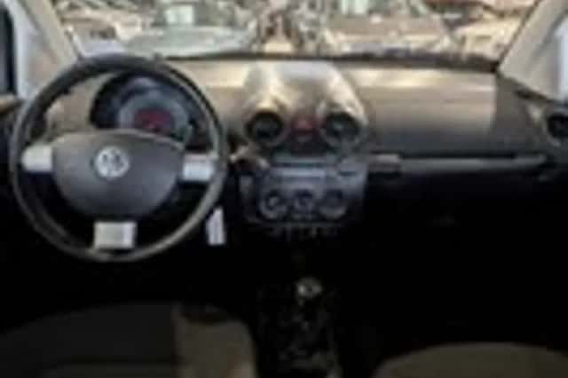 Volkswagen New Beetle (2006) thumbnail 8