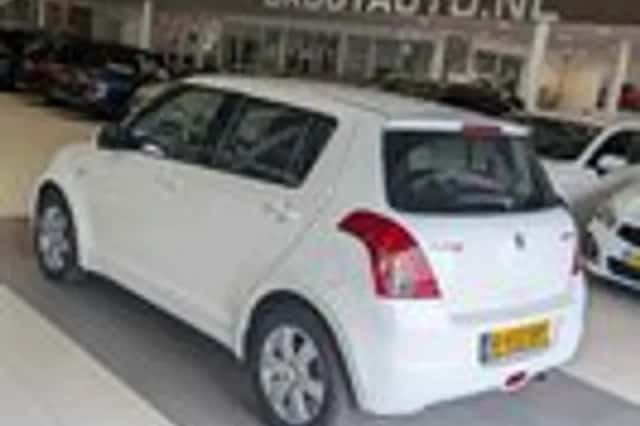 Suzuki Swift (2008) thumbnail 3