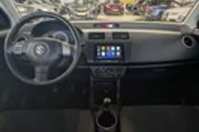Suzuki Swift (2008) thumbnail 8