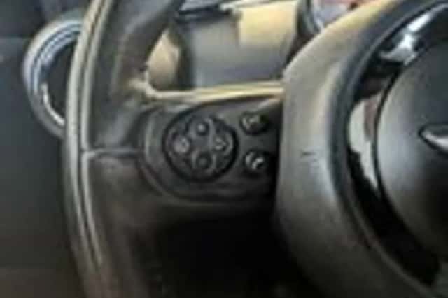 MINI Countryman (2011) thumbnail 11