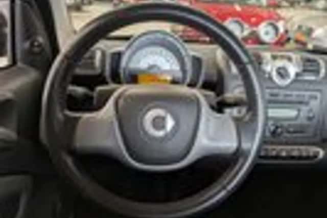 Smart Fortwo (2007) thumbnail 8