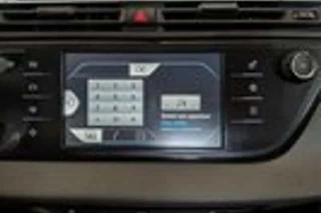Citroën C4 Picasso (2015) thumbnail 17
