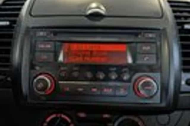 Nissan Note (2012) thumbnail 16