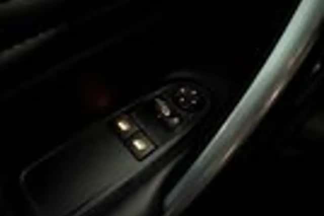 Peugeot RCZ (2013) thumbnail 23