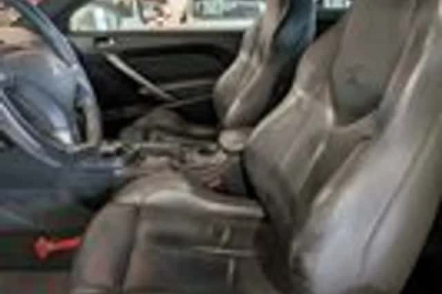 Peugeot RCZ (2013) thumbnail 6