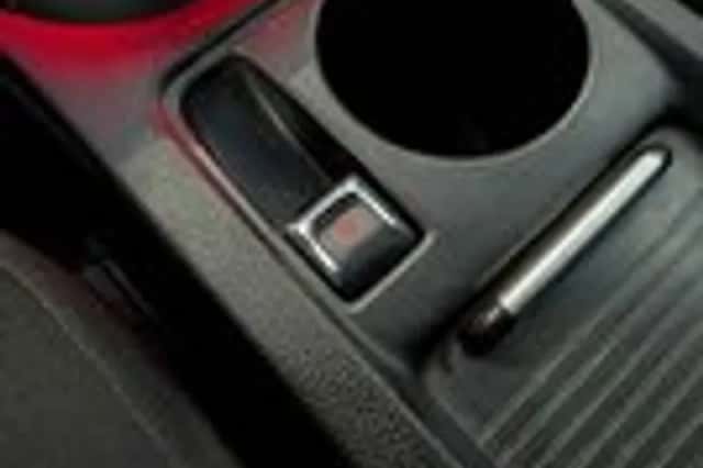Opel Astra (2014) thumbnail 17