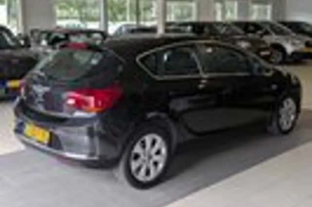Opel Astra (2014) thumbnail 4