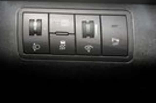 Kia Venga (2010) thumbnail 16