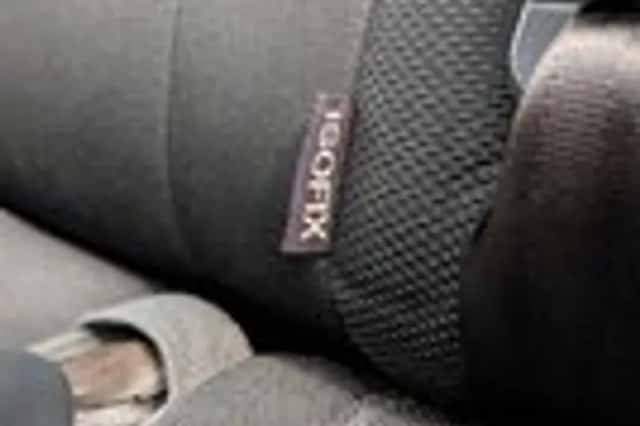 Kia Venga (2010) thumbnail 8