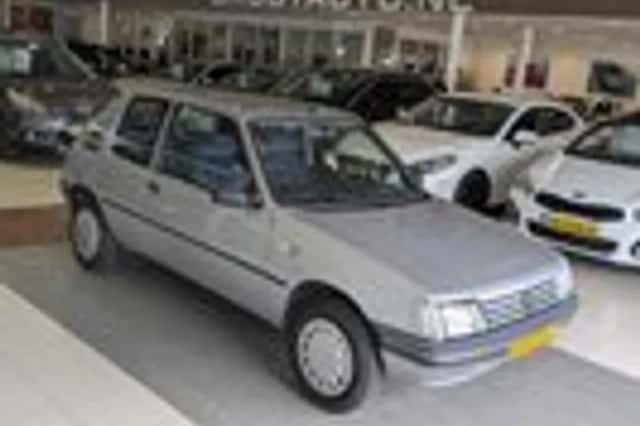 Peugeot 205 (1998) thumbnail 1
