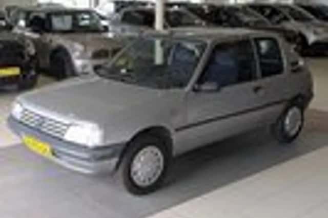 Peugeot 205 (1998) thumbnail 2